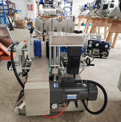 Étiquetage sans effort avec une machine automatique auto-adhésive ronde d'étiquetage de bouteille de 130 kg
