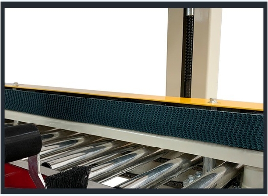 Facile à utiliser FXC-5050 Machine d'étanchéité de carton avec certificat CE Autres caractéristiques