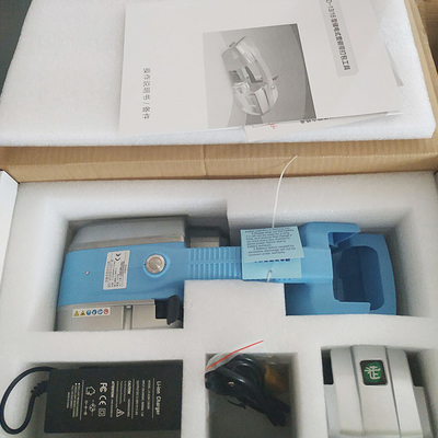 L'outil de fixation électrique avec chargeur 100V-245V AC-50-60HZ DC12.6V 4.0A