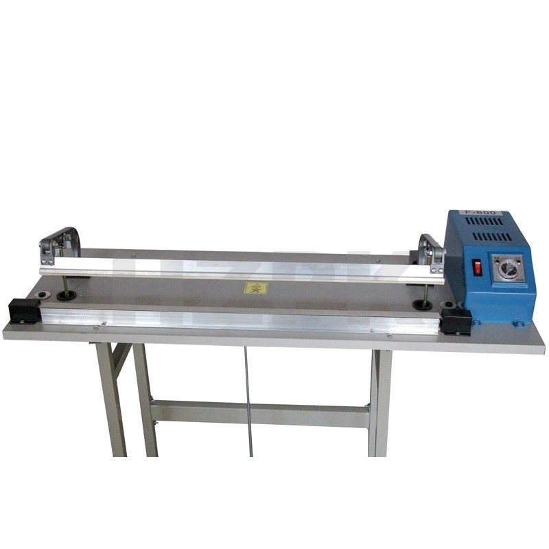 Machine d'étanchéité à pédale pour sacs en papier plastique certifiée CE Vitesse maximale 12m/min 11 KG